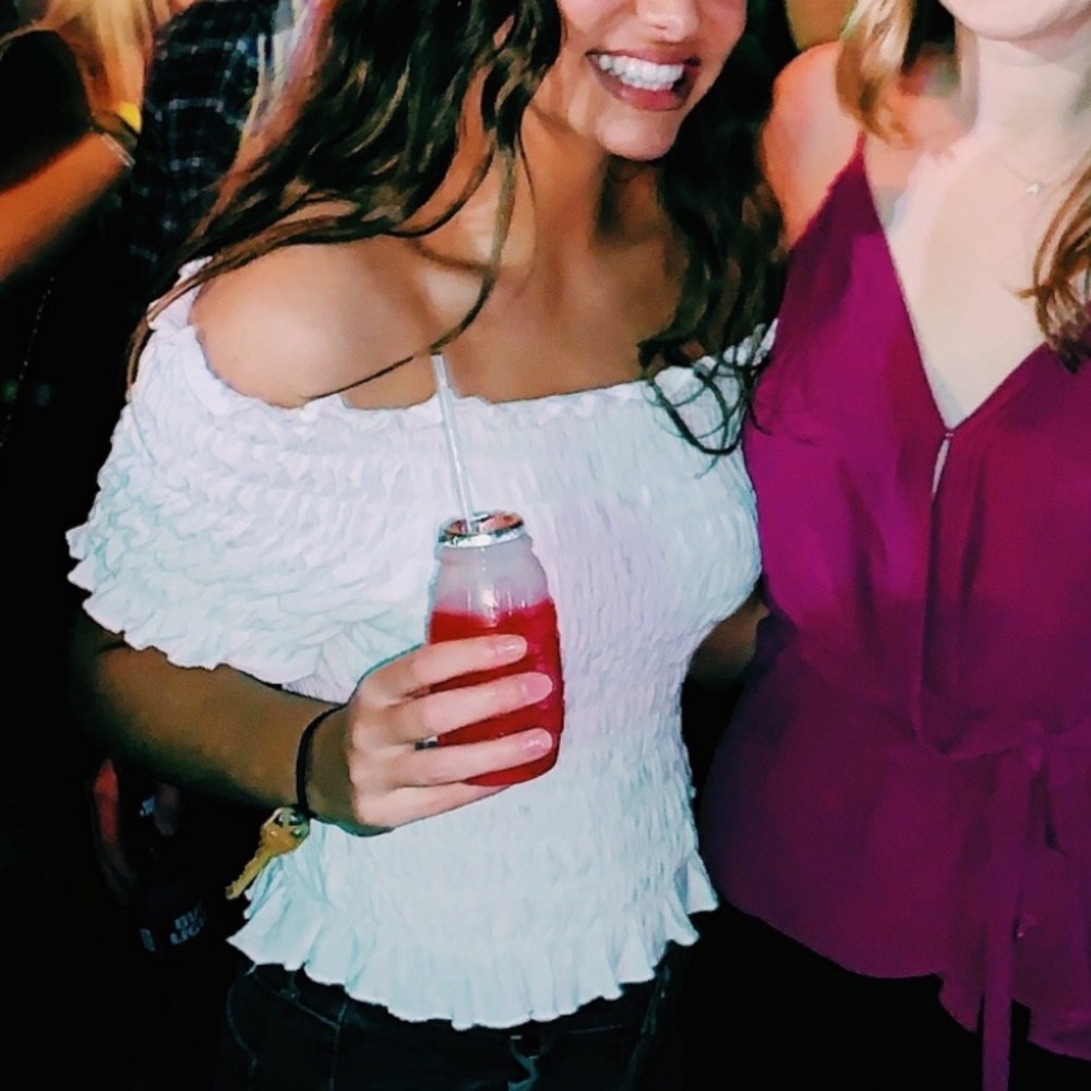 White scrunch top
